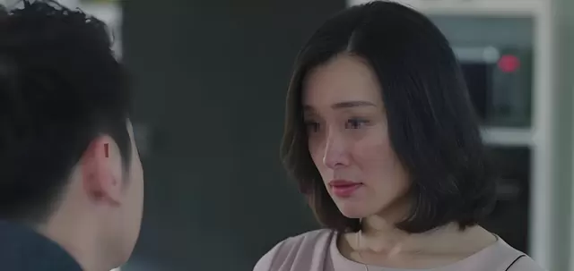 亦舒IP改编差异：《我的前半生》《玫瑰的故事》爆火与《爱情没有神话》收视回落对比：细节速览