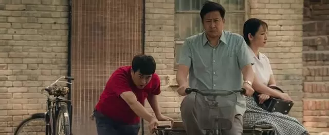 《主角》大结局揭晓：黄正经被免职，胡三元入狱，张光荣调令未赴：现场图